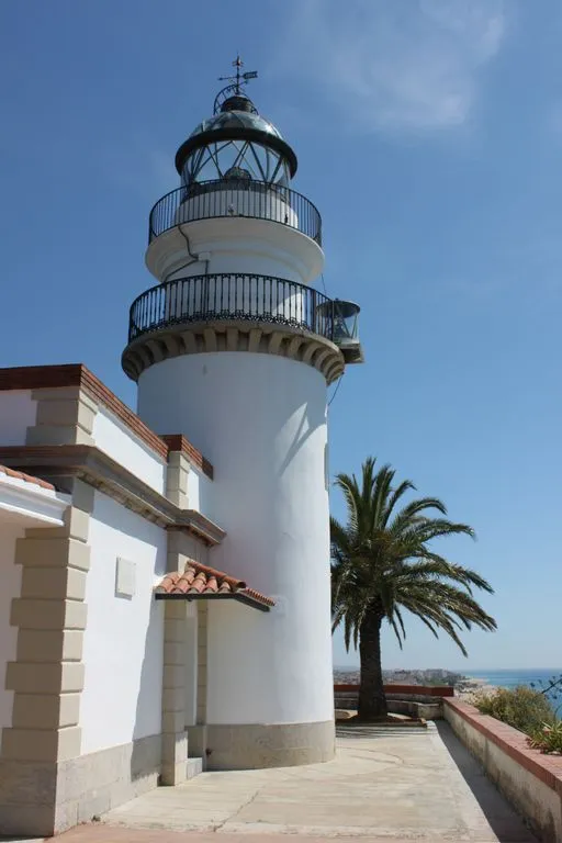 maresme dona - far calella