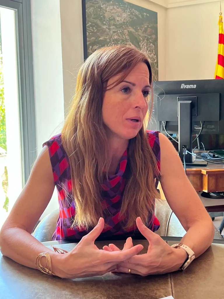 MARESME DONA - ELISABETH SEGURA - CALDES D'ESTRAC